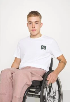 Pier One T-Shirt Print - White 17 Pier One T-Shirt Print - White -Pier One 7483174c63524830ac5c5149bc29ef16