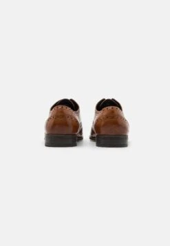 Pier One Leather - Veterschoenen - Cognac 10 Pier One Leather - Veterschoenen - Cognac -Pier One 987fb857b7e844fdb945f4f9679d3ad0