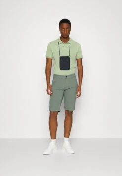 Pier One Poloshirt -Light Green -Pier One a5feffbff06349ba9228a001b7f538b3