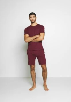 Pier One Pyjama - Bordeaux 8 Pier One Pyjama - Bordeaux -Pier One ca2a4d6053af4712ba7a05733bb565c2