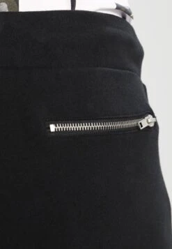 Pier One Biker Jogger - Trainingsbroek - Black -Pier One d14f4d3e23264a23856a525cf94a989d