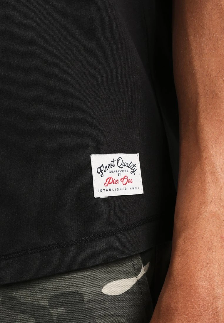 Pier One Garment Tee - T-Shirt Basic - Black 5 Pier One Garment Tee - T-Shirt Basic - Black - Afbeelding 4