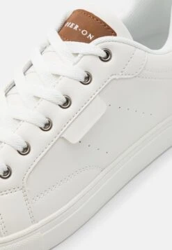 Pier One Sneakers Laag - White 12 Pier One Sneakers Laag - White -Pier One deb0204c481f45328622c04006a03e30